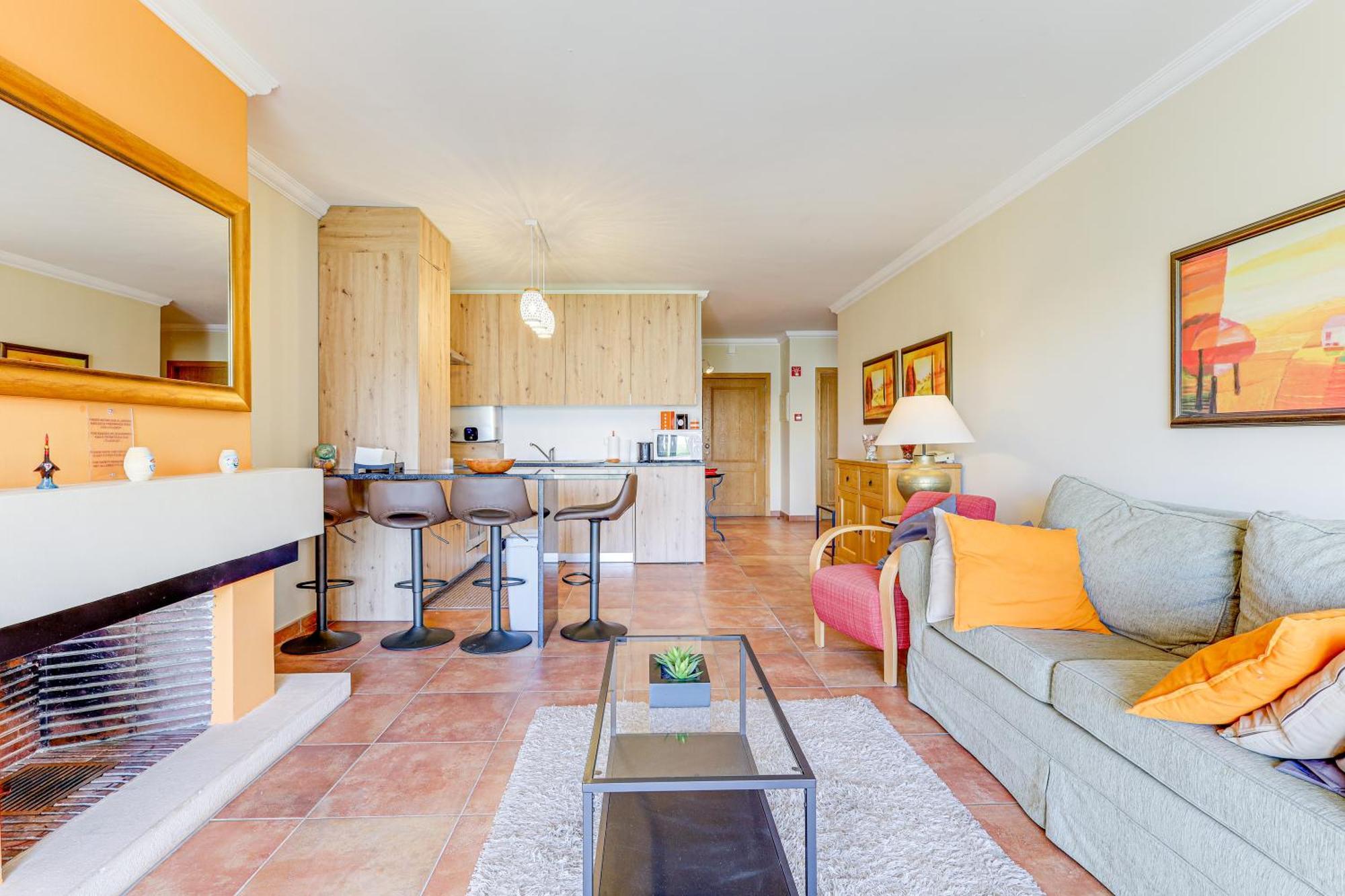 Apartment With 2 Bedrooms, 2M To The Beach Armação de Pêra Exterior foto