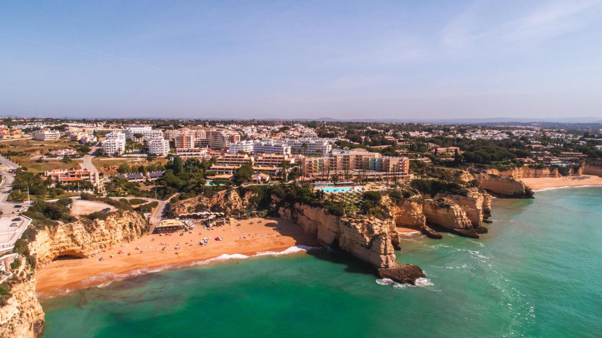 Apartment With 2 Bedrooms, 2M To The Beach Armação de Pêra Exterior foto